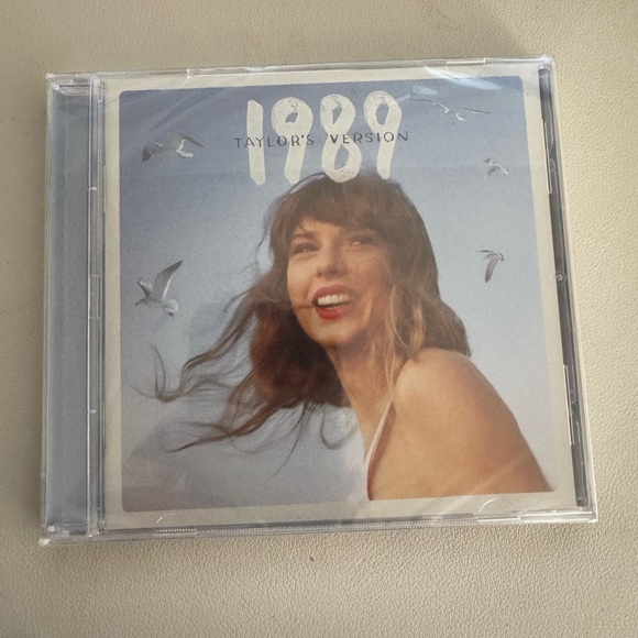 ✨ Taylor Swift – 1989 (Taylor’s Version) ✨ - Picture 1 of 2
